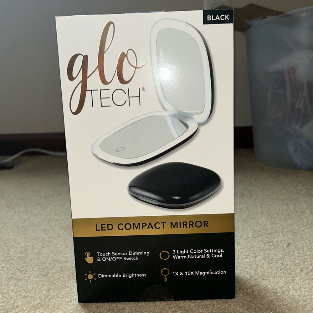 Glo Tech LED compact mirror.  New